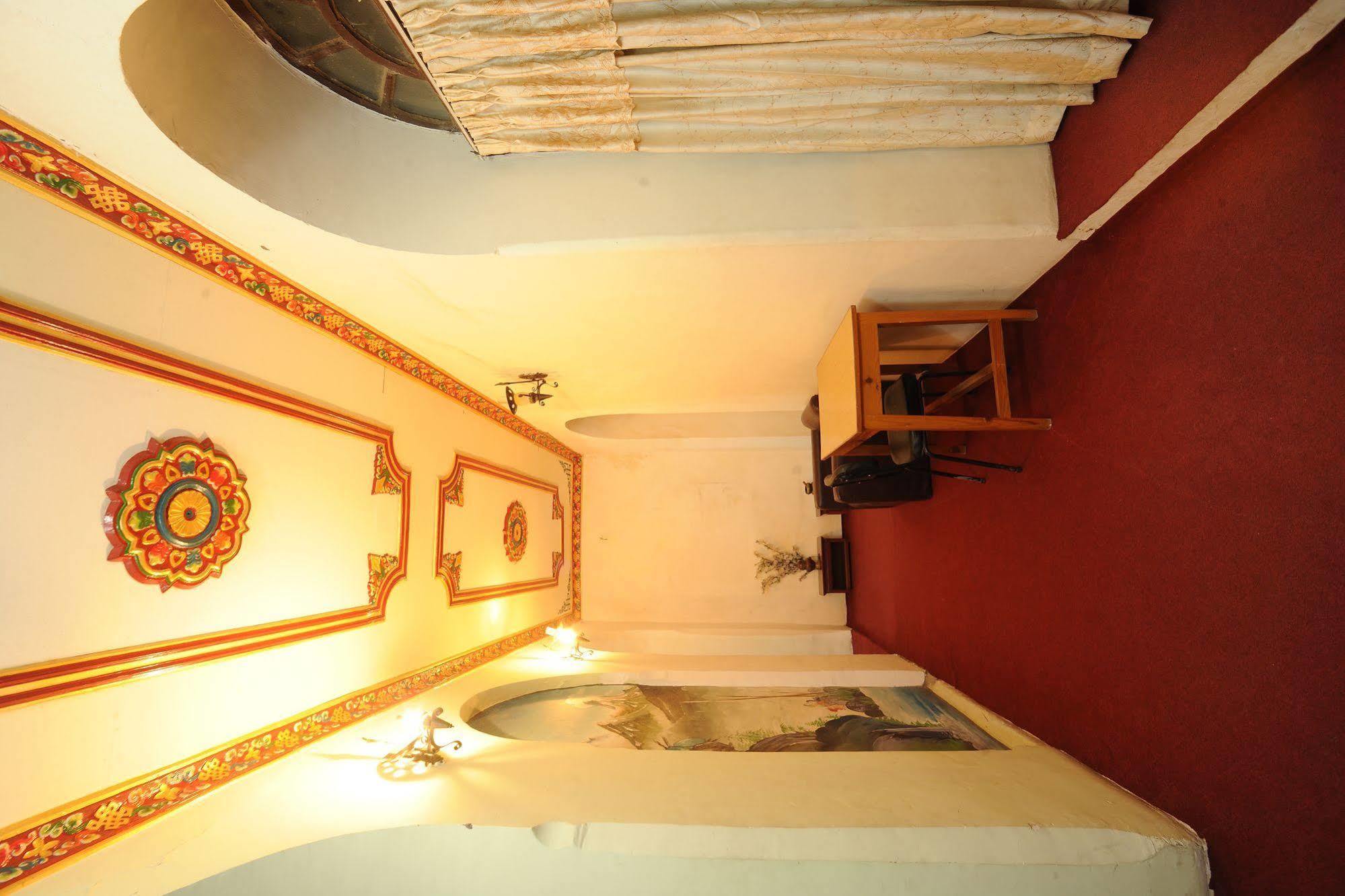 Hotel Himalaya Yoga Katmandu Eksteriør billede